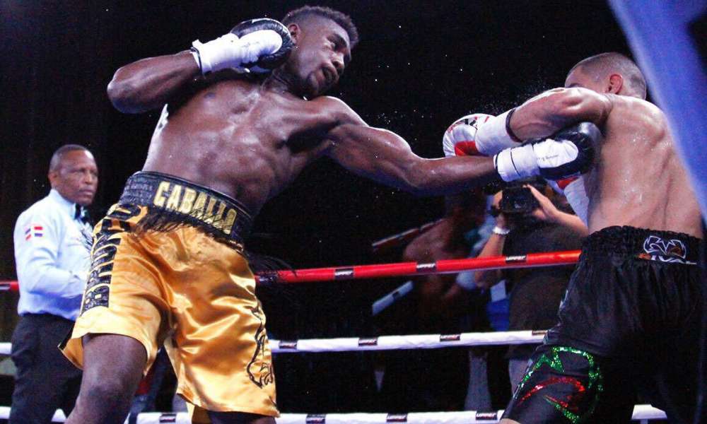 Under-The-Radar-Fights-Carlos-Adames