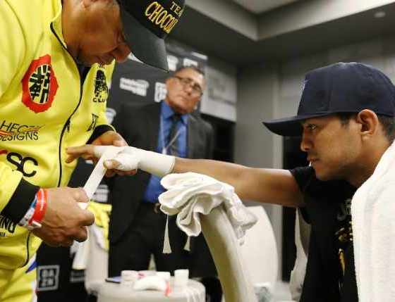 Avila-Prespective-Chap-88-Chocolatito-Marcos-Caballero-and-Mikey