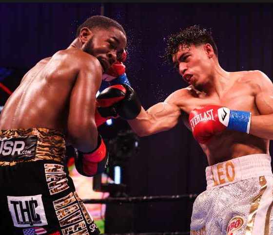 Leo-Upends-Williams-as-Boxing-Returns-to-Showtime