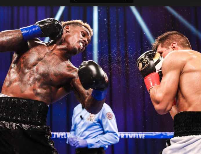 Jermall-Charlo-UD-12-Derevyanchenko-Figueroa-and-Casimero-Also-Triumphant