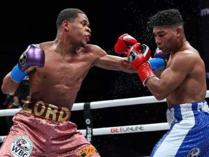 No-Knockout-for-Devin-Haney-But-He-Outclasses-Gamboa-to-Retain-His-Title