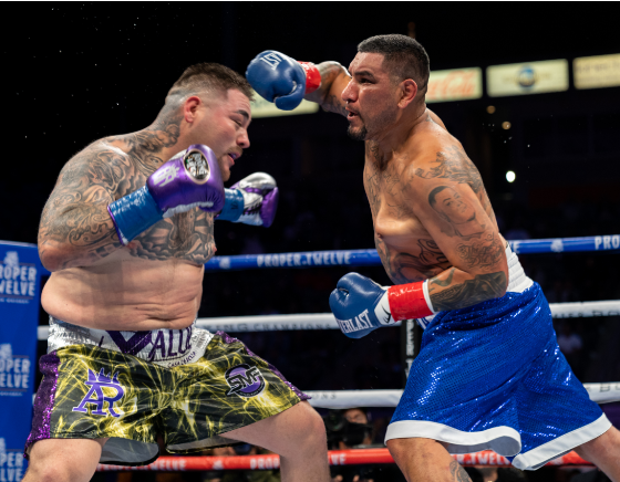 Andy-Ruiz-Overcomes-a-Scare-to-Turn-Away-Chris-Arreola