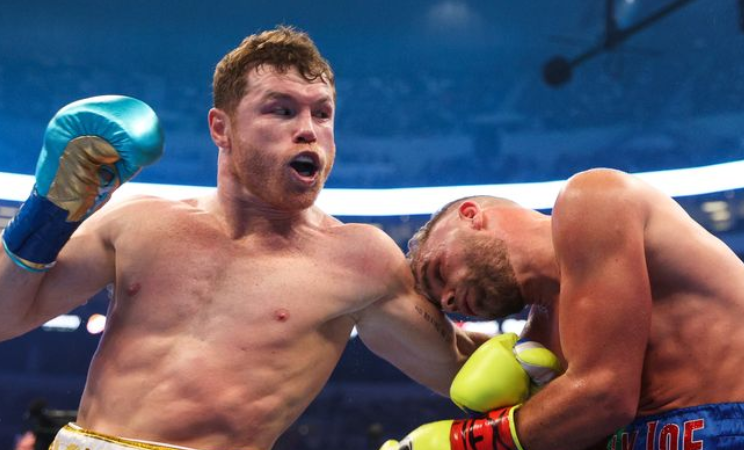 Canelo-Conquers-BJ-Saunders-Before-a-Record-Crowd-in-Texas