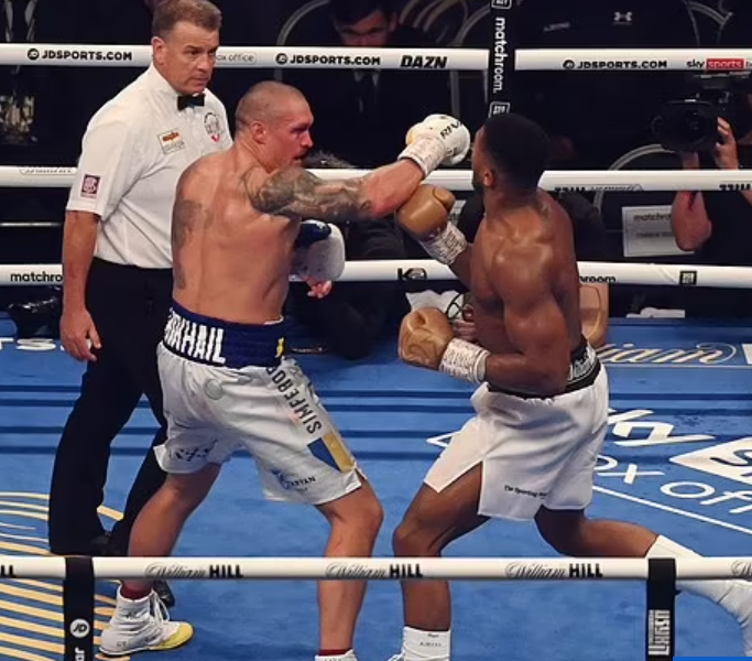 A-Big-Upset-in-London-as-Oleksandr-Usyk-Outclasses-Anthony-Joshua