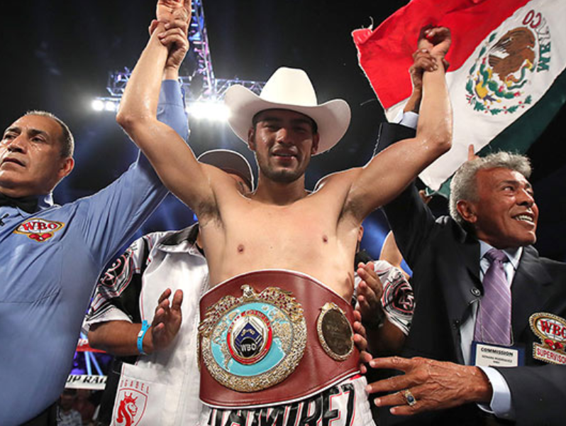 Gilberto-Ramirez-Advances-to-44-0-at-the-Expense-of-Easy-Mark-Dominic Boesel