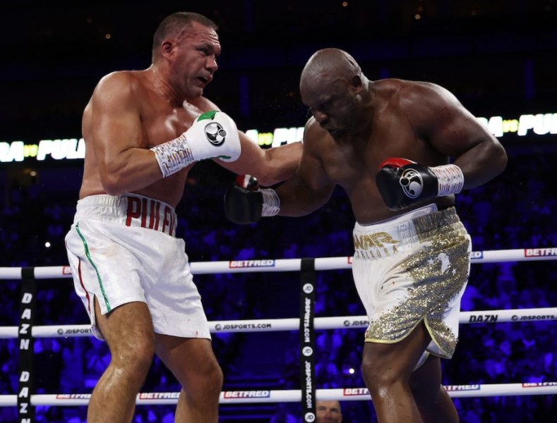 Derek-Chisora-Overcomes-Kubrat-Pulev-in-a-Messy-but-Riveting-Firefight