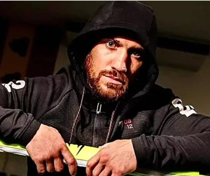 Ukrainian-Soldier-Vasily-Lomachenko-Returns-to-Face-Jamaine-Ortiz