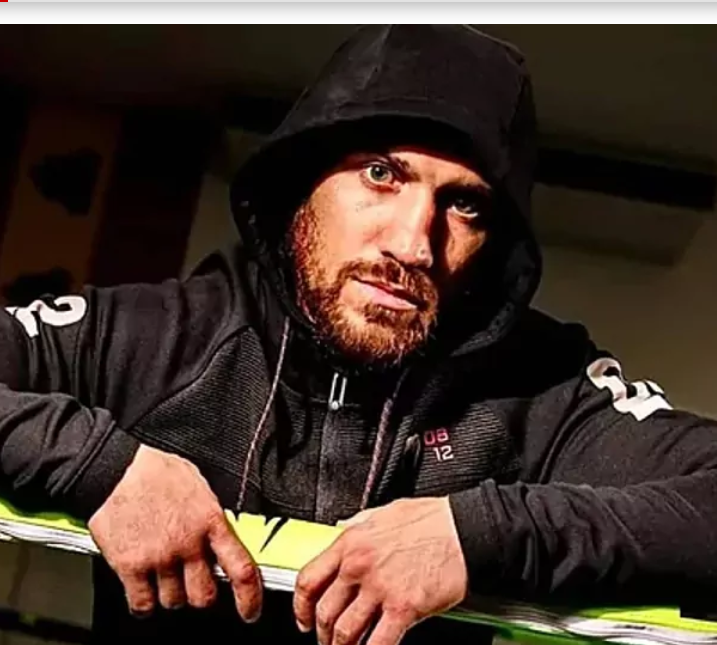 Lomachenko reebok hot sale