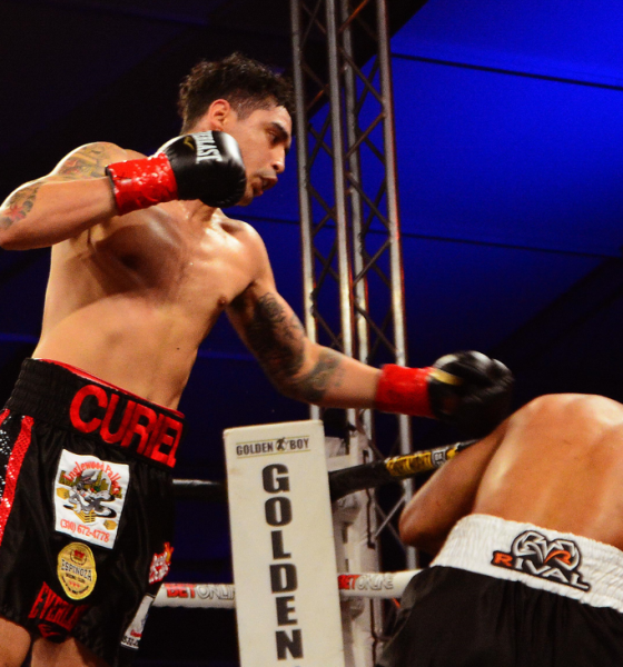 Raul-Curiel-and-Diego-De-La-Hoya-Victoro