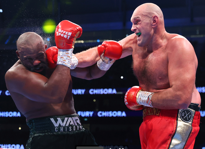 Tyson-Fury-TKOs-Derek-Chisora-in-Round-10