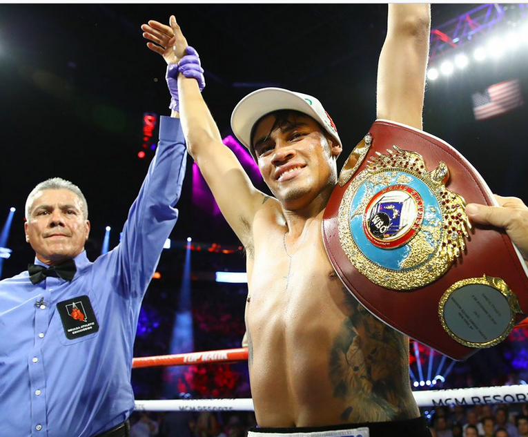 Emanuel-Navarrete-Aims-to-Become-Champion-in--Third-Weight-Class-on-Friday