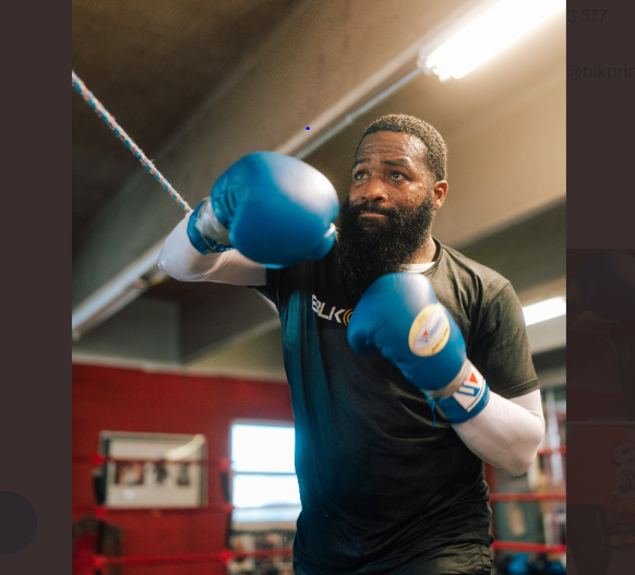 Boxing-Odds-and-Ends-A-New-Foe-for-Broner-and-an-Intriguing-Heavyweight-Matchup