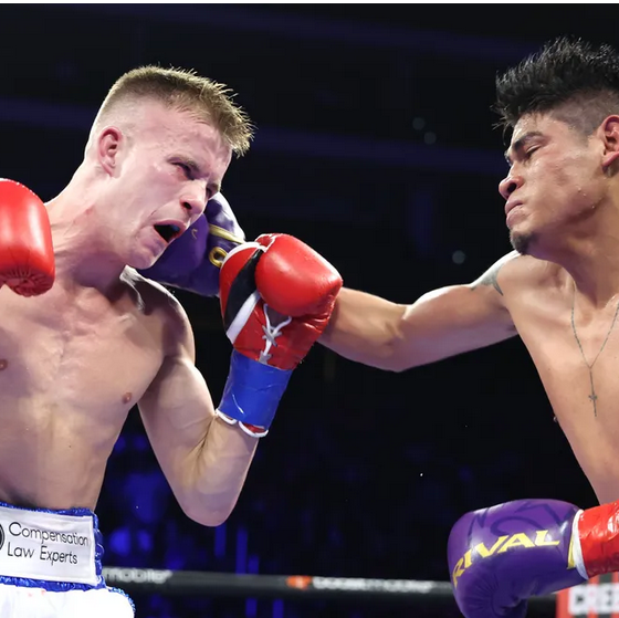 Navarrete-Overcomes-Adversity-to-TKO-Wilson-in-a-Corker