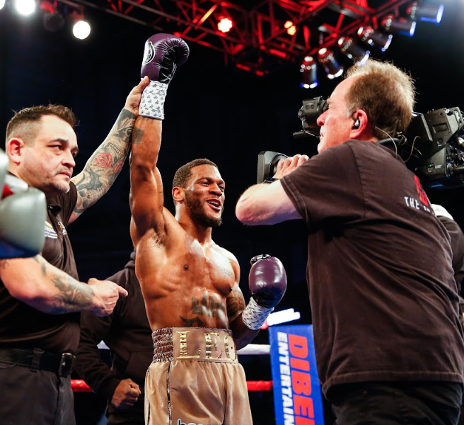 Boxing-Odds-and-Ends-An-Auspicious-ShoBox-Debut-and-More