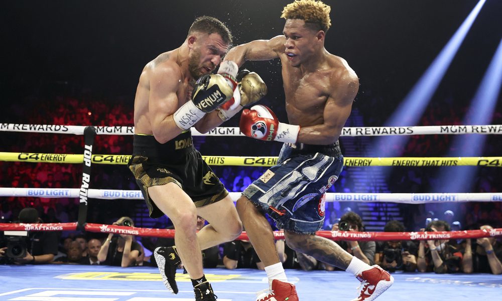 Devin-Haney-Stays-Unbeaten-More-Controversy-in-Las-Vegas-Ring