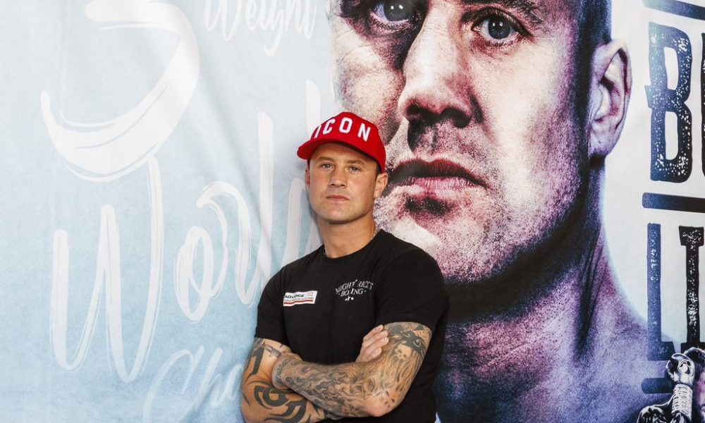 Ricky-Burns-Seeks-C;losure-on-a-Card-with-A-Father-Son-Duo