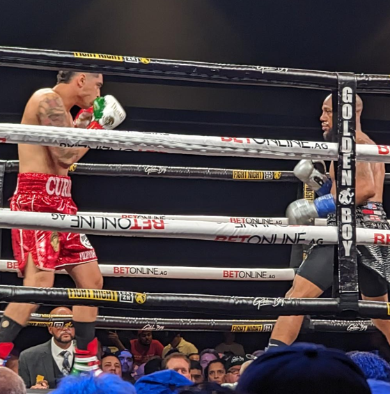 Raul-Curiel-Wins-by-Stoppage-in-Kast-Seconds-at-Fantasy-Springs