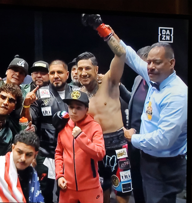 Fernando-Vargas-Jt-Improves-to-13-0-and-Irma-Garcia-Wins-a-World-Title-in-Long-Beach