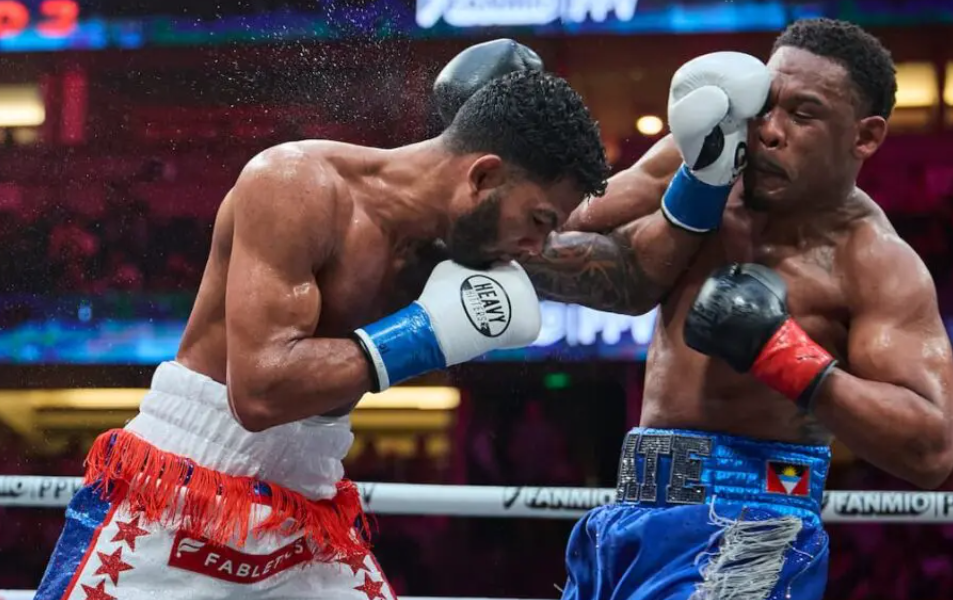 Shane-Mosley-Jr-Turns-Away-Daniel-Jacobs-in-the-Co-Feature-to-Masvidal-Diaz