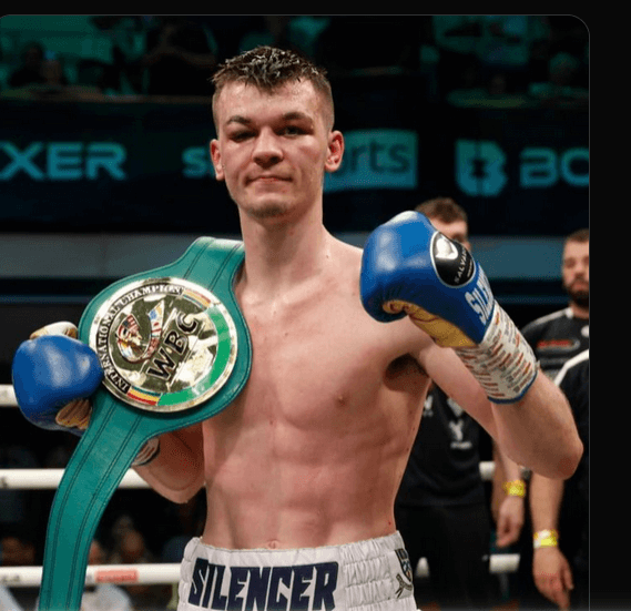 Aaron-McKenna-and-Kieran-Conway-Victorious-in-Osaka