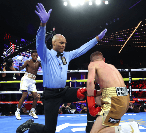 Results-and-Recaps-from-Madison-Square-Garden-where-Keyshawn-Davis-KOed-Berinchyk