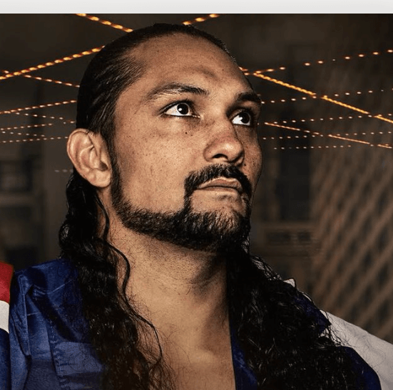 A-Fight-Fan-and-Teremoana-Samson-Junior-Leon-Teremoana