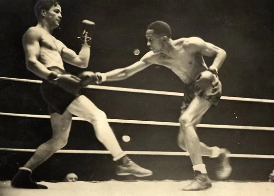 December 24: A Day in Boxing History Freddie Miller vs. Panama Al Brown in Paris.jpgBrown