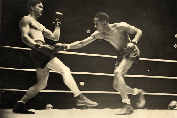 December 24: A Day in Boxing History – Freddie Miller vs. Panama Al Brown in Paris
