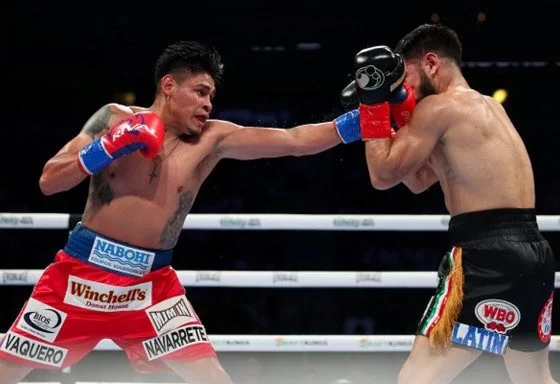 Navarrete-Breaks-Down-Nunez-to-Unify-WBO-and-IBF-Super-Featherweight-Titles.jpg